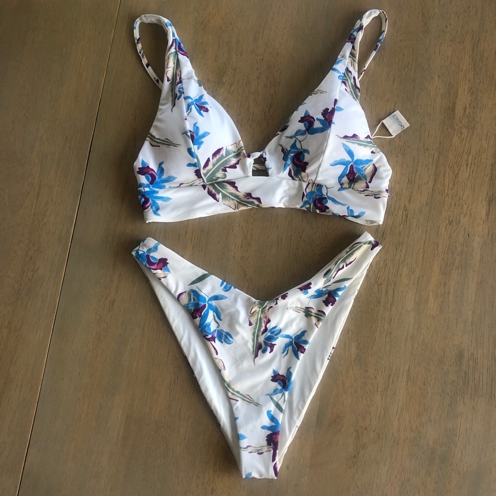 L*Space Alia + Cabana Bikini 🌺🦋